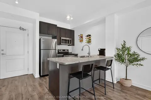101 Shoreview Place 123