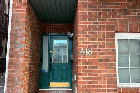 418 Somerset Street W