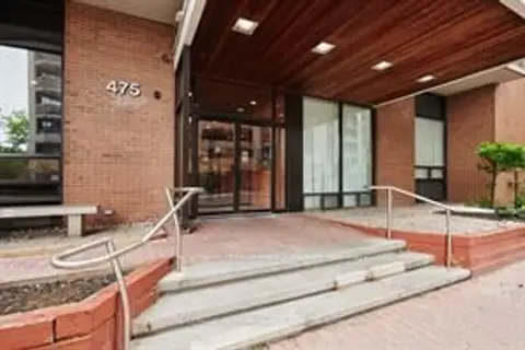 475 Laurier Avenue W 1107