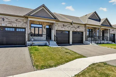808 Garden Court Crescent