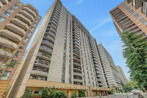 470 Laurier Street W 1706