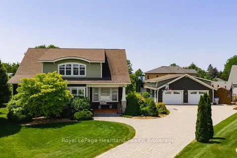 24 THIMBLEWEED Drive
