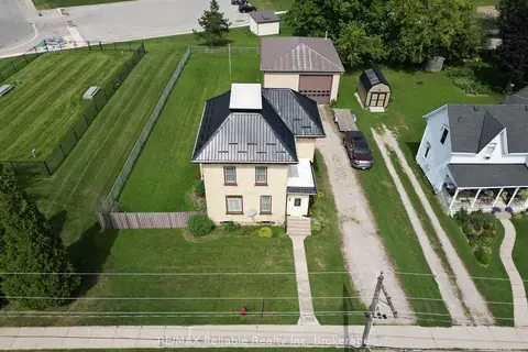 33 Princess Street E