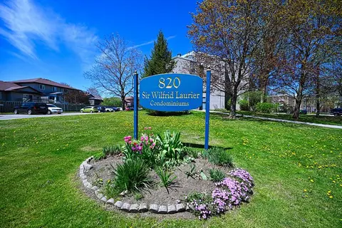 820 Laurier Boulevard 306