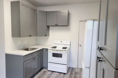 18 Walton Street #2