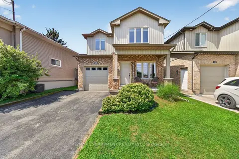17 Grantham Avenue S