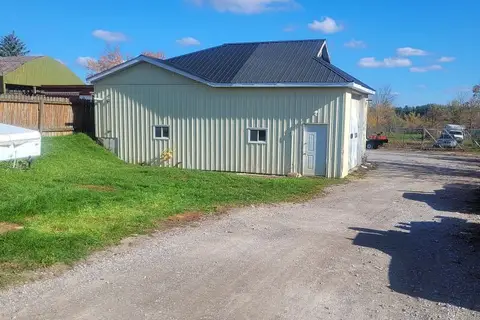 200 Lindsay Street S