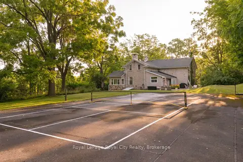 7243 Concession 1 Road