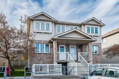 50 Howe Drive 5A