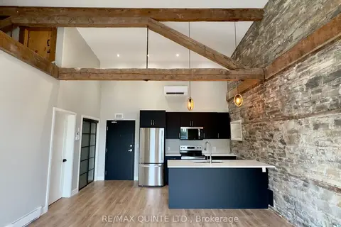 330 Victoria Street 7