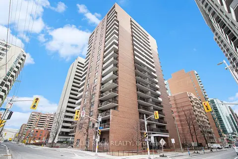 475 Laurier Avenue W 1204