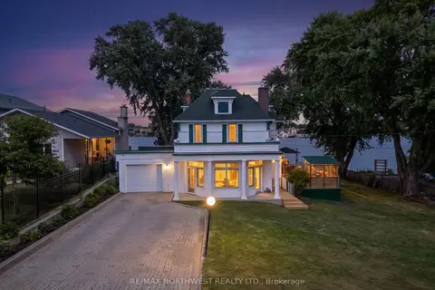 3 Sylvan Street