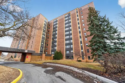 1356 Meadowlands Drive E 407