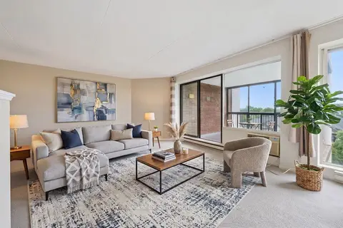 22 Marilyn Drive 708