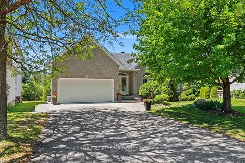 17 Warnock Court