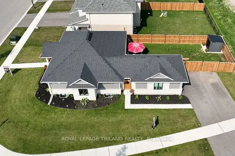 138 RENAISSANCE Drive