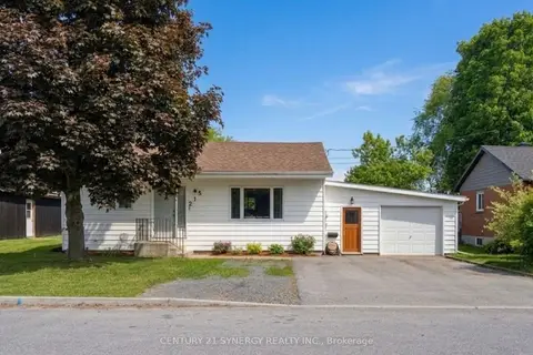 215 Victoria Street