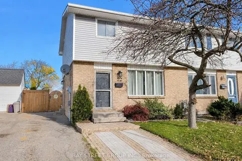 22 ROSAMOND Crescent