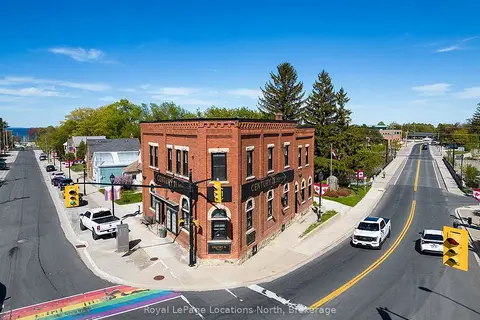 1 BRUCE Street N