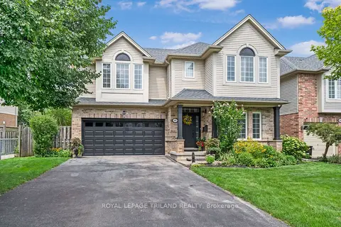 446 South Leaksdale Circle
