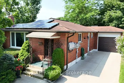 82 Lacey Crescent