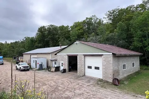 3952 Loop Road