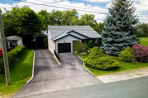 108 Queensway Drive