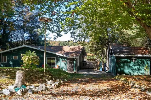 8 Firefly Way