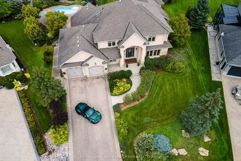 16 Seifert Court