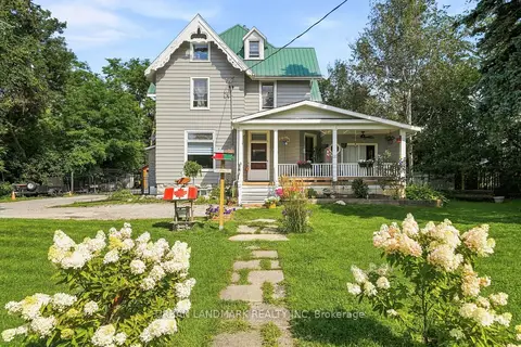 158 St Lawrence Street E