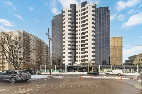 675 RICHMOND Street 1211