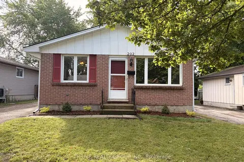 202 Muriel Crescent