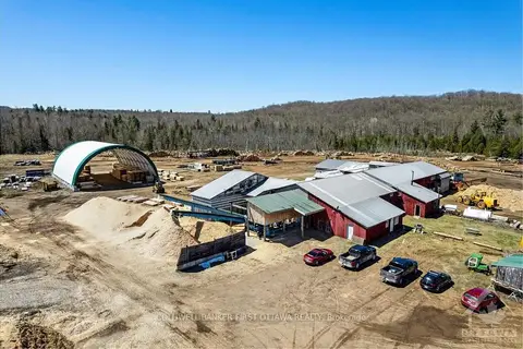 8687 Highway 511