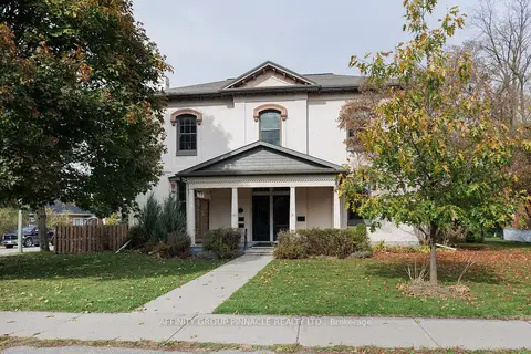 12 Russell Street E