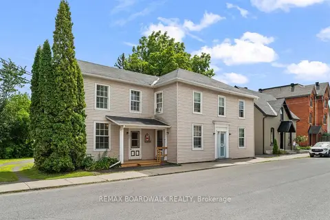 110-112-114 Clothier Street E