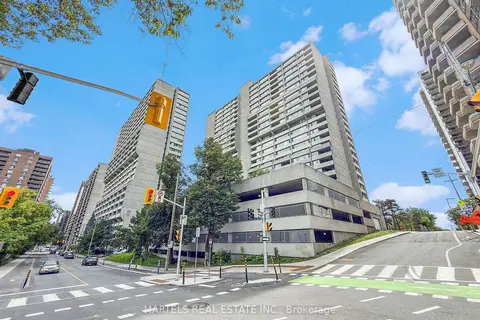 530 Laurier Avenue W 904