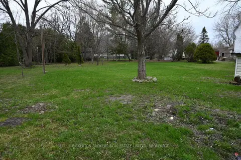 20 Grand Trunk Avenue
