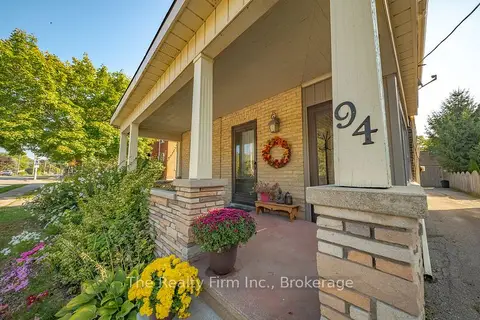 94 Woodstock Street N