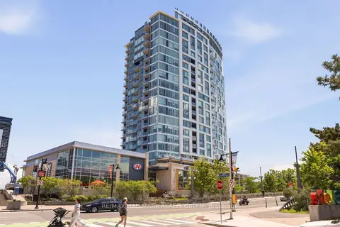 1035 Bank Street 1205