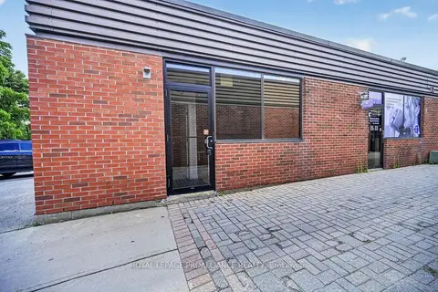 555 King Street W 101