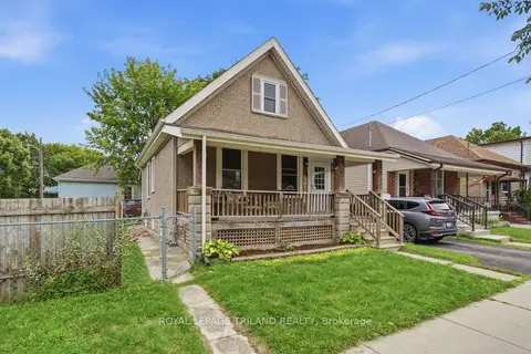 132 Oak Street