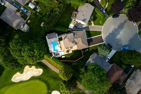 24 Richfield Place