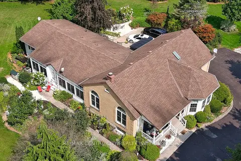 8982 Yarmouth Centre Road