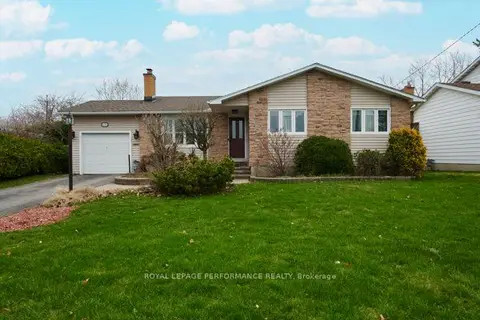 401 Phoenix Crescent