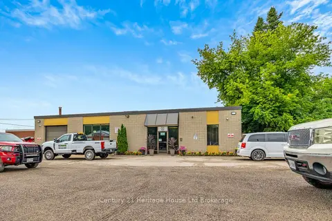 905 Dufferin Street