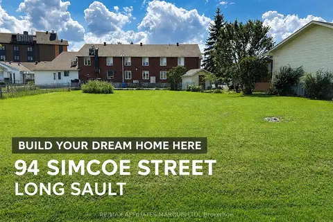 94 Simcoe Street