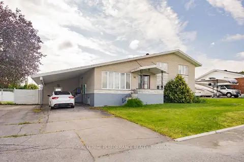 54 Victoria Street W