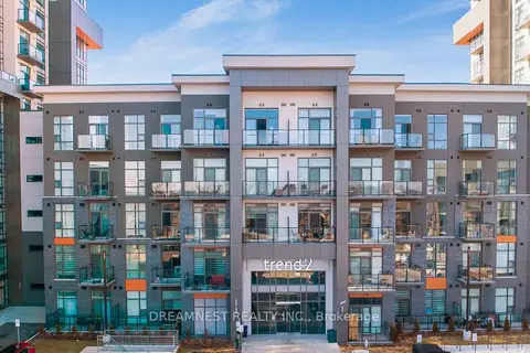 460 Dundas Street E 206