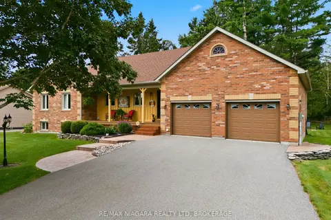 115 Pinewood Boulevard