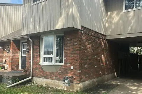 100 Brownleigh Avenue 156